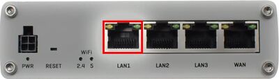 Networking rutx10 manual powering options lan1 v1.jpg