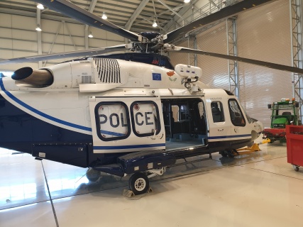 Rut950 in police helicopters 1.jpg